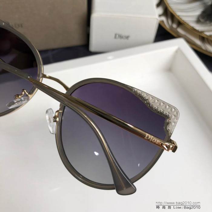 DIOR-迪奧 經典版型 偏光時尚高雅墨鏡 女士太陽鏡  lly1714